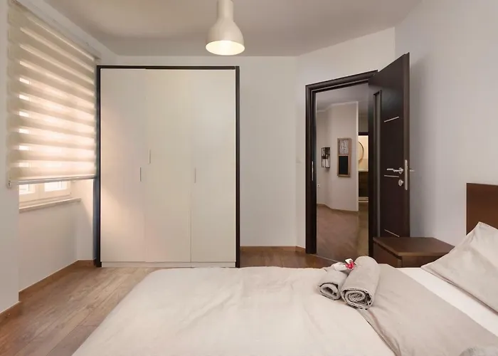 Vecchio Mercato * Πούλα