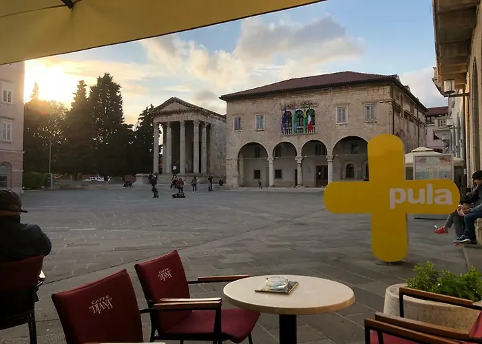 Διαμέρισμα Vecchio Mercato Πούλα